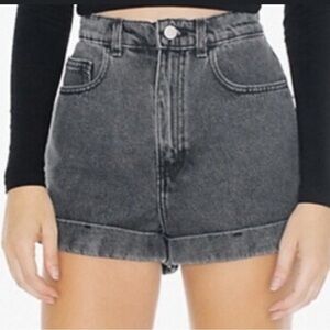 Westport vintage denim high rise shorts size 10 (waist 13.5” =sz 27) 100% cotton
